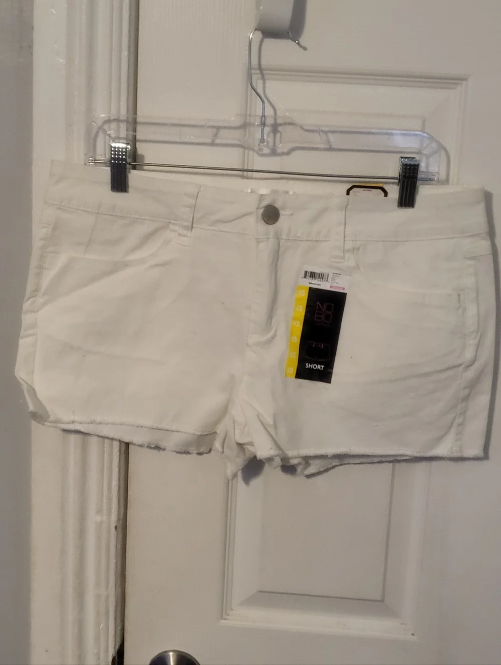 NWT No Boundaries White Denim Short Shorts